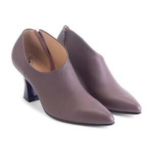 John Fluevog Edie Asymmetric Heel, Purple,  size 9.5  (Poser family)
